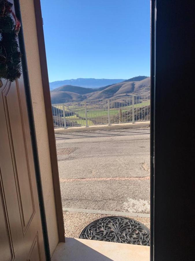 Appartamenti Raggio Di Sole كاستل ديل مونتيه المظهر الخارجي الصورة