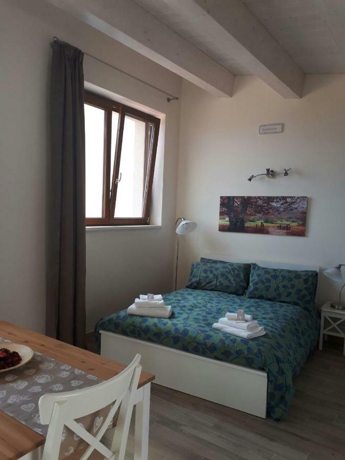 Appartamenti Raggio Di Sole كاستل ديل مونتيه المظهر الخارجي الصورة